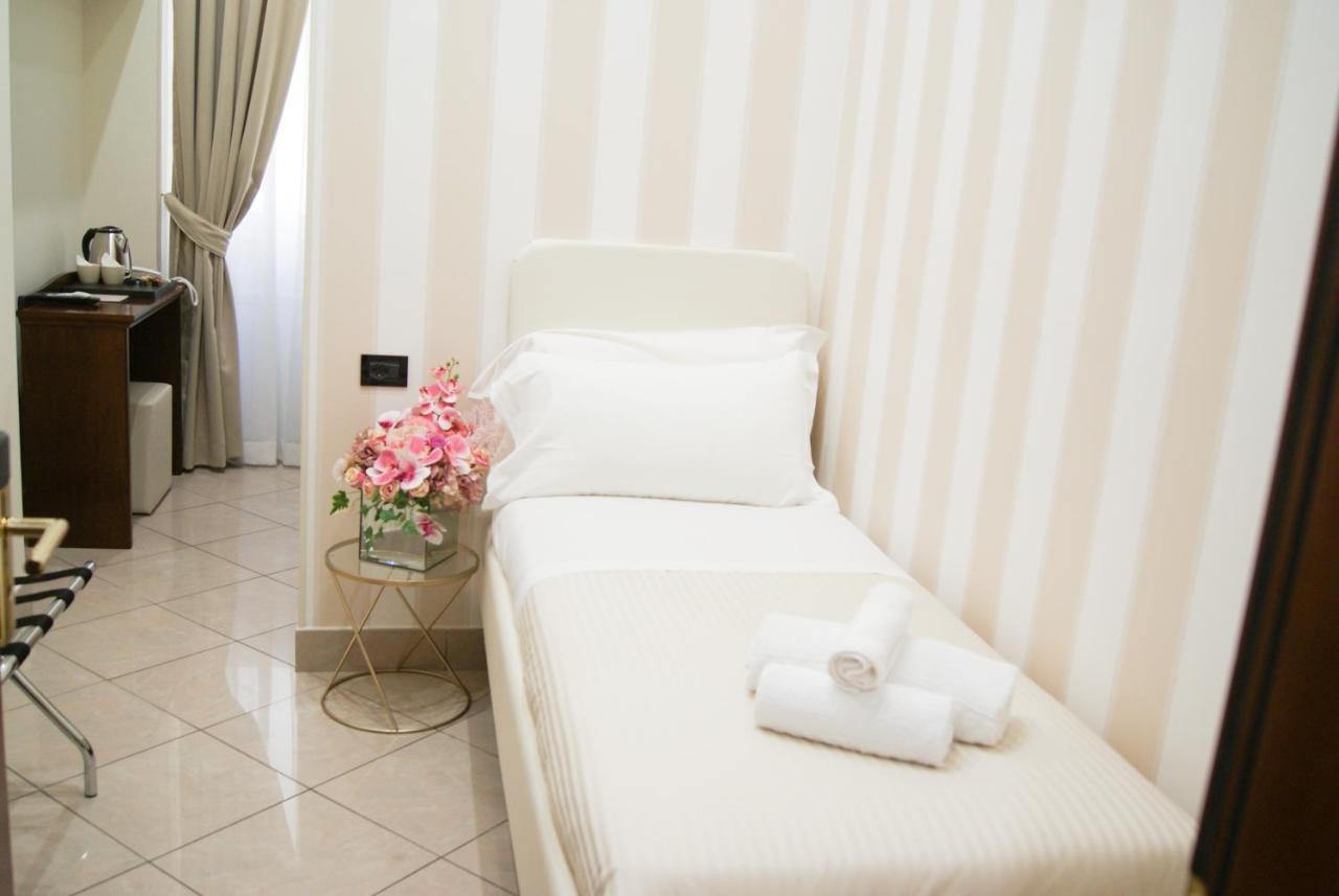 Monti 66 Hotel ローマ エクステリア 写真