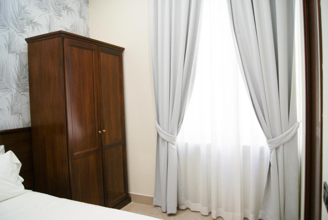 Monti 66 Hotel ローマ エクステリア 写真