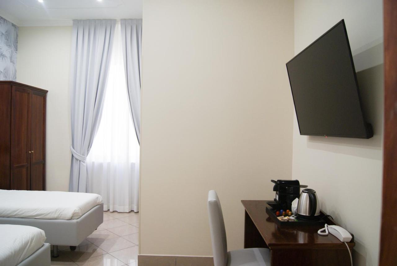 Monti 66 Hotel ローマ エクステリア 写真
